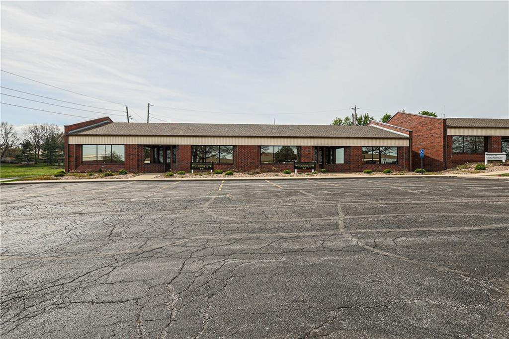 1900 Nw Copper Oaks Circle Property Photo