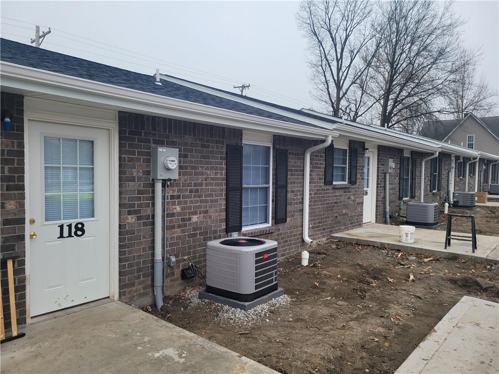114 N Locust Street Property Photo 14
