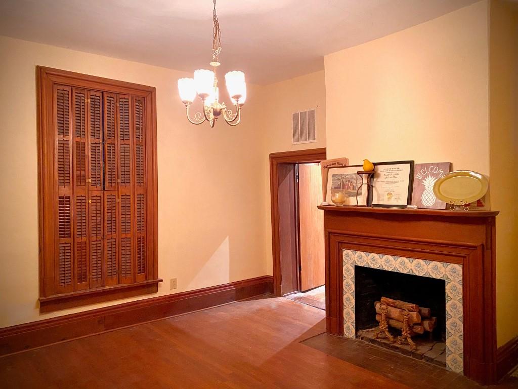 316 S Spring Street Property Photo 12