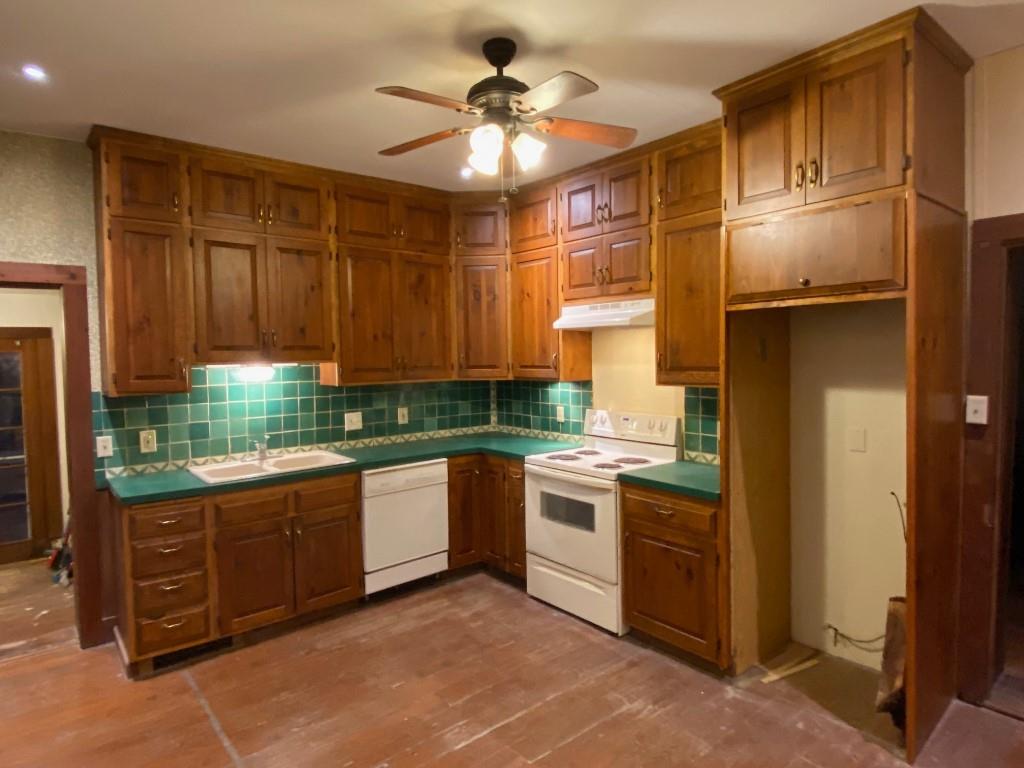 316 S Spring Street Property Photo 16