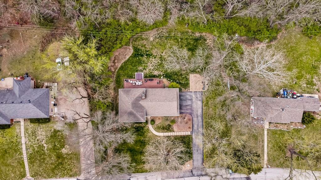 1512 Westwood Drive Property Photo 1