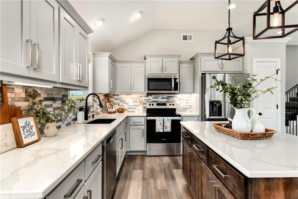 16042 Craig Street Property Photo 1