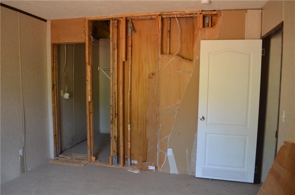 J Highway Property Photo 27