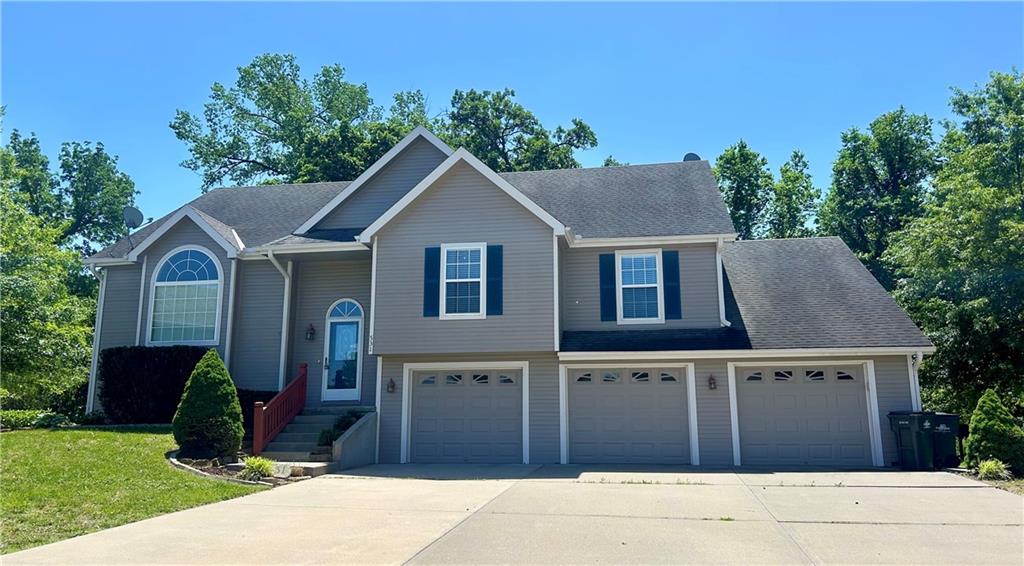 531 Hillbrook Drive Property Photo 1