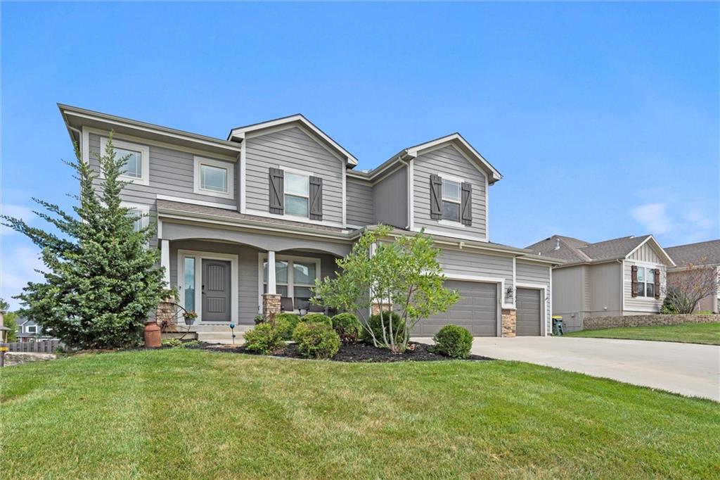 859 Ridge Drive Property Photo 1