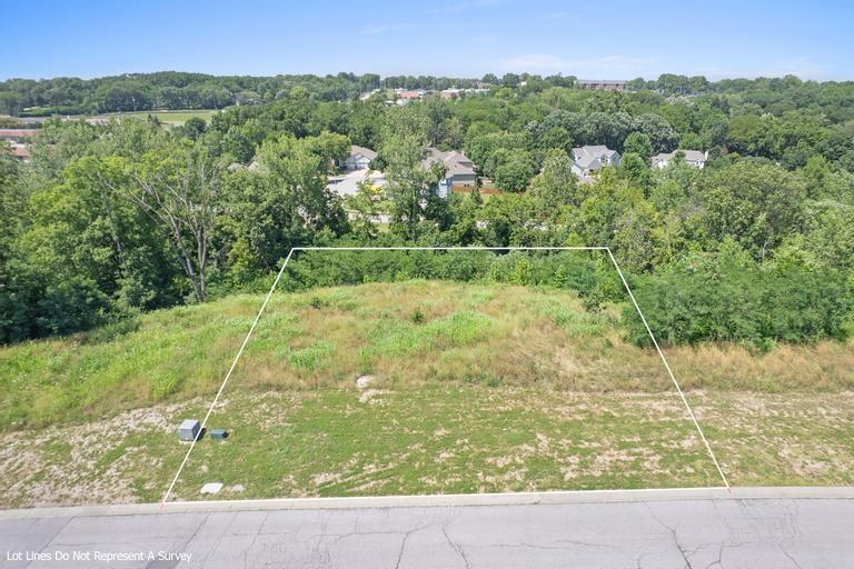 100 E 122nd Street Property Photo