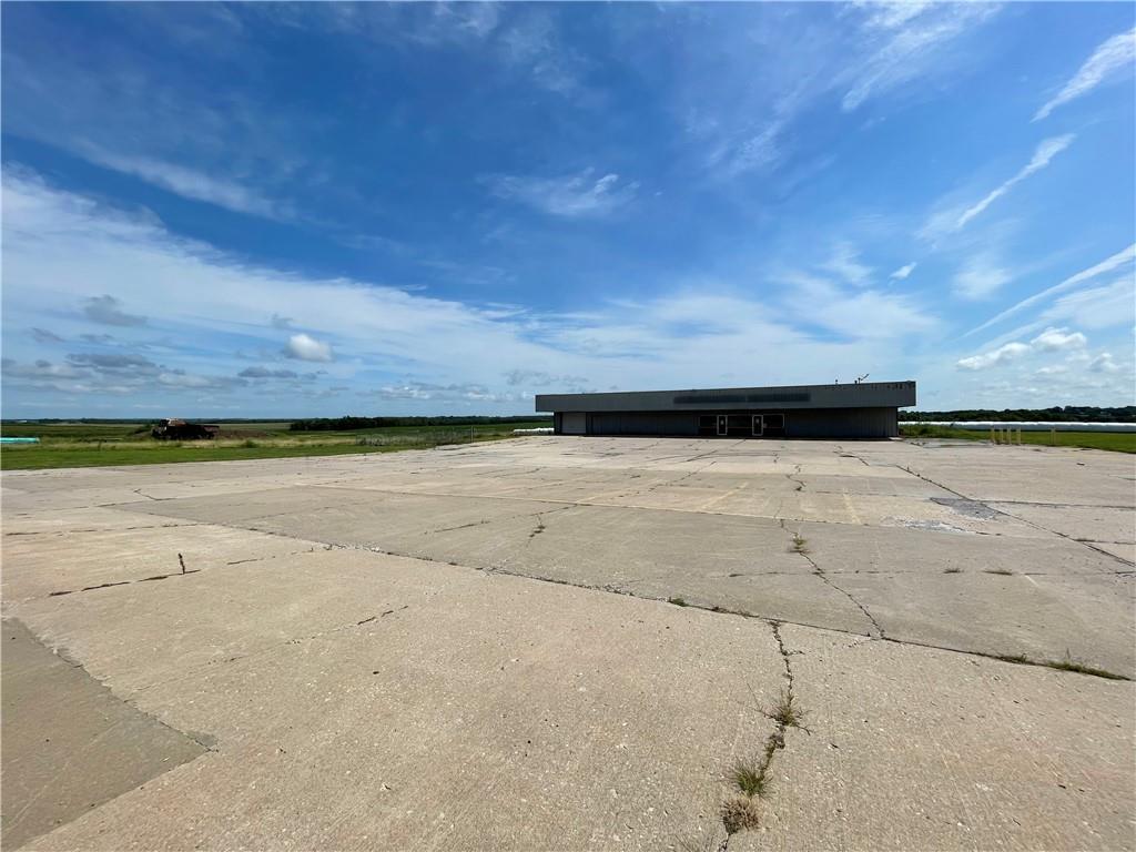 1661 Highway 13 Boulevard Property Photo 4