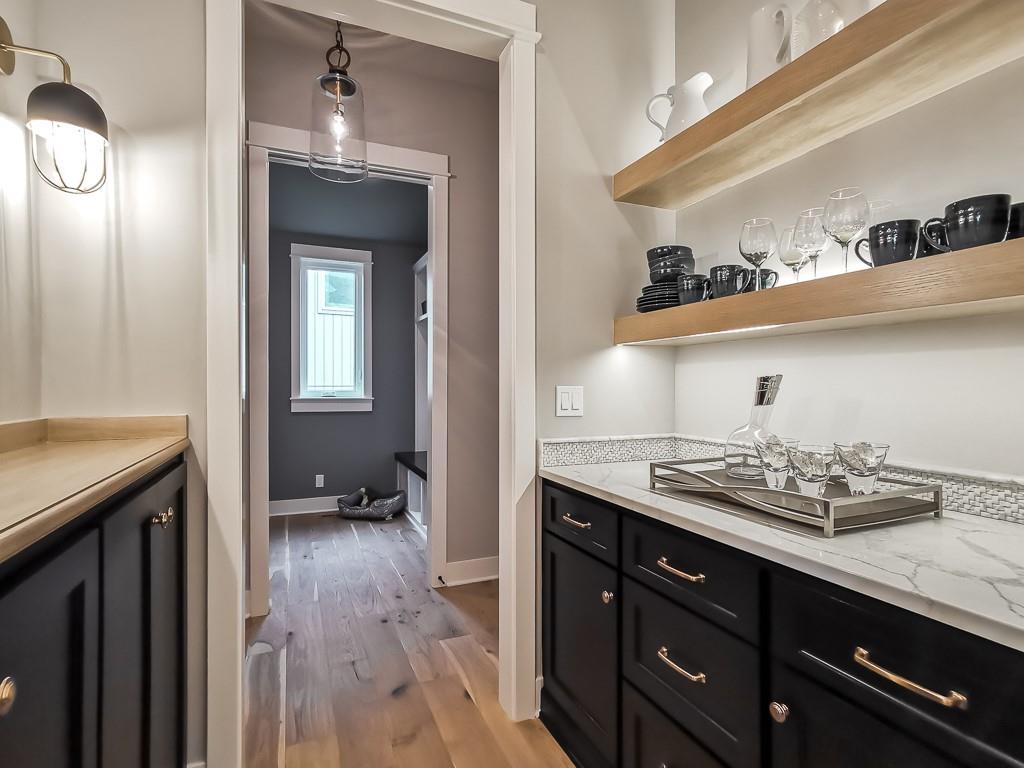 17212 Nieman Road Property Photo 28