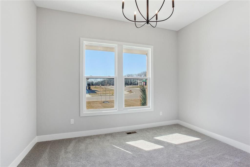 17175 S Heatherwood Street Property Photo 11