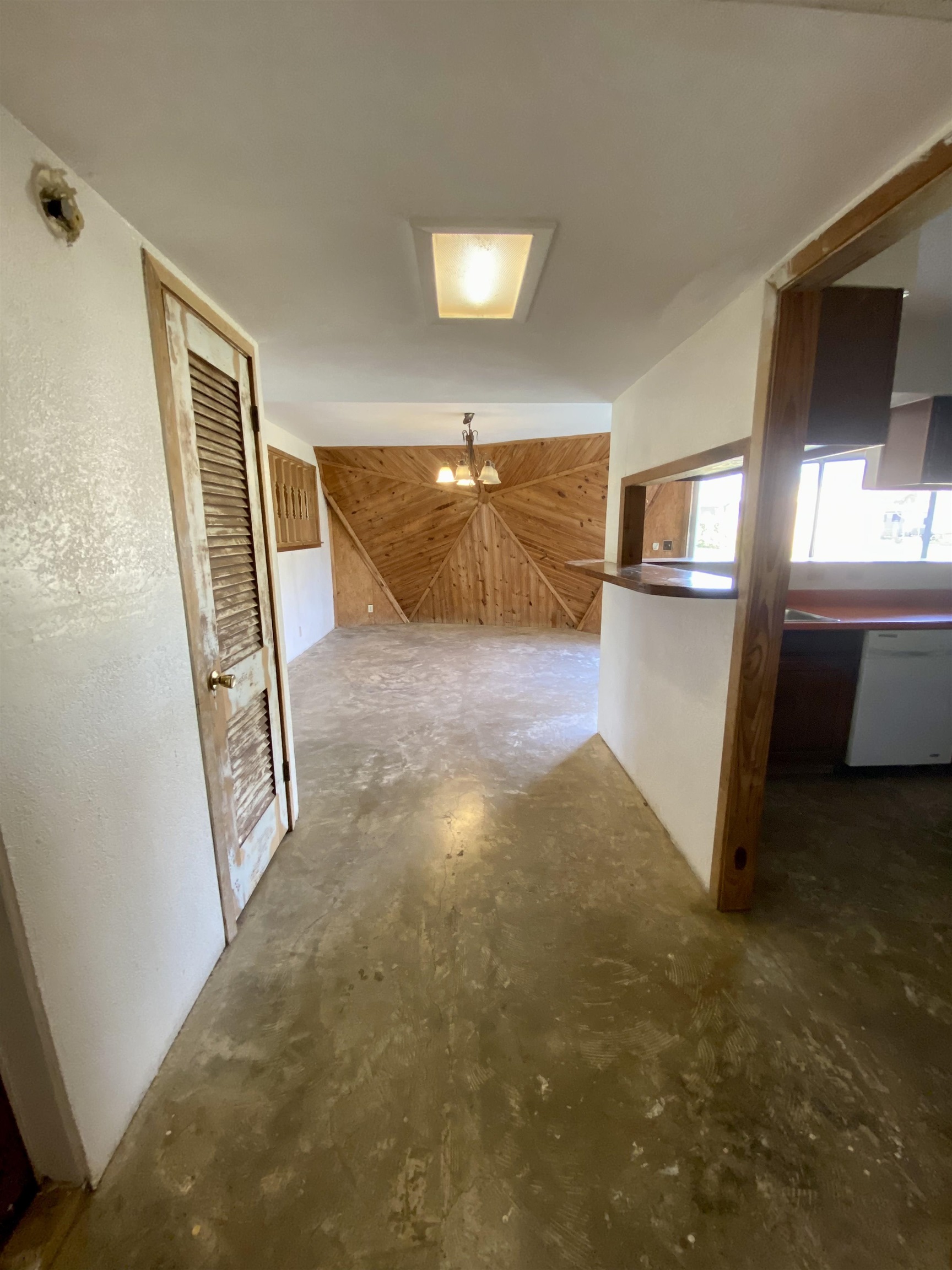 501 E Pecan Street Property Photo 12