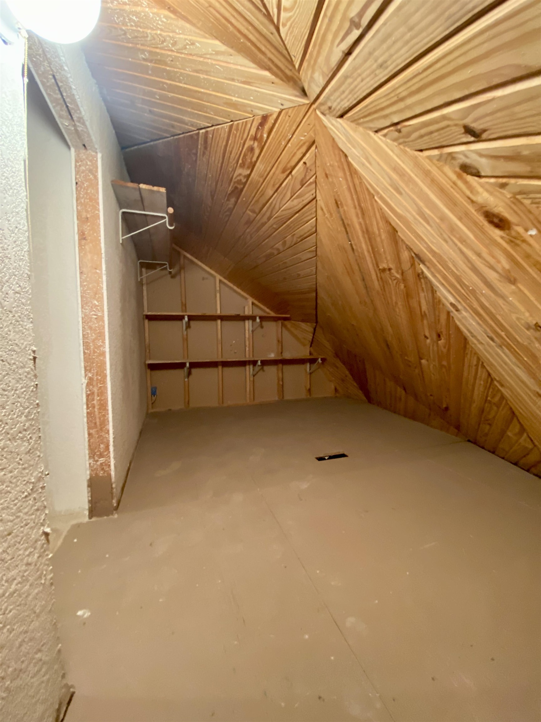 501 E Pecan Street Property Photo 25