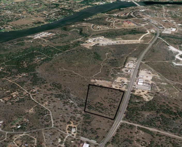 1428 S Us Highway 281 Property Photo 3