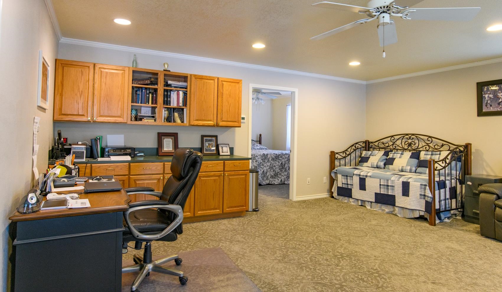 1912 Bluebonnet Lane Property Photo 22