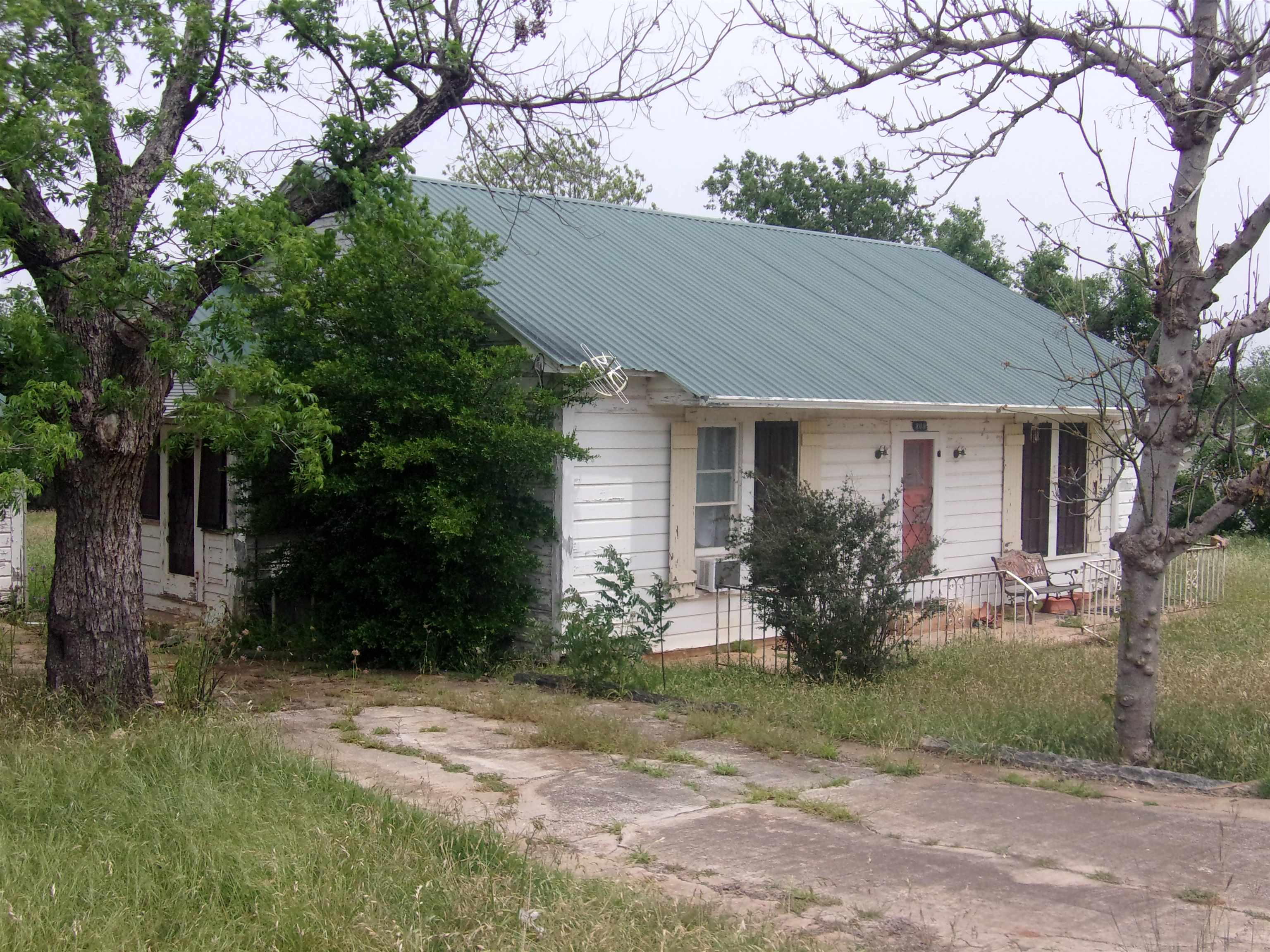309 W Ollie Property Photo 2
