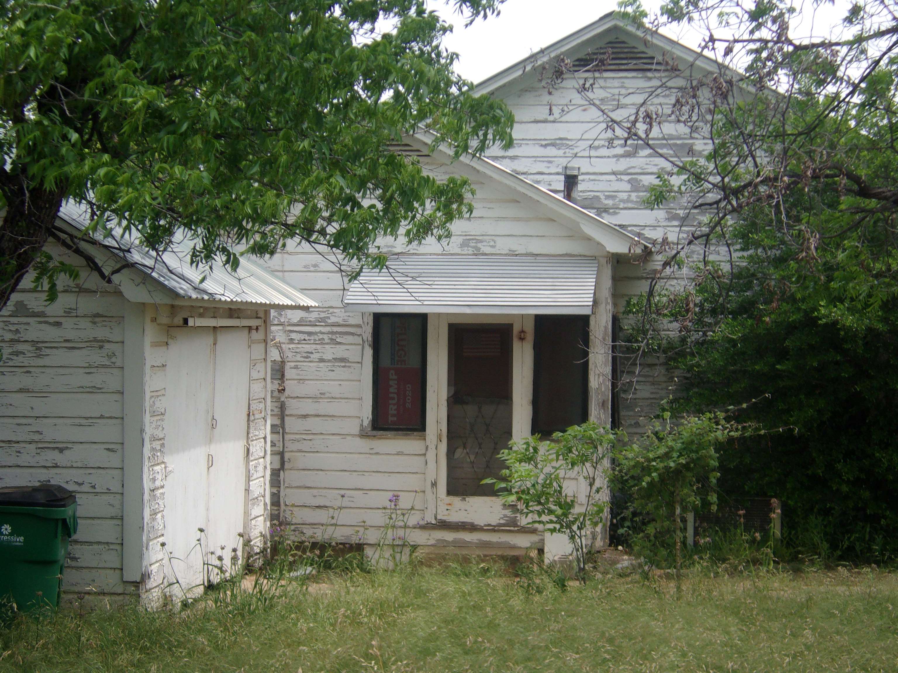309 W Ollie Property Photo 3