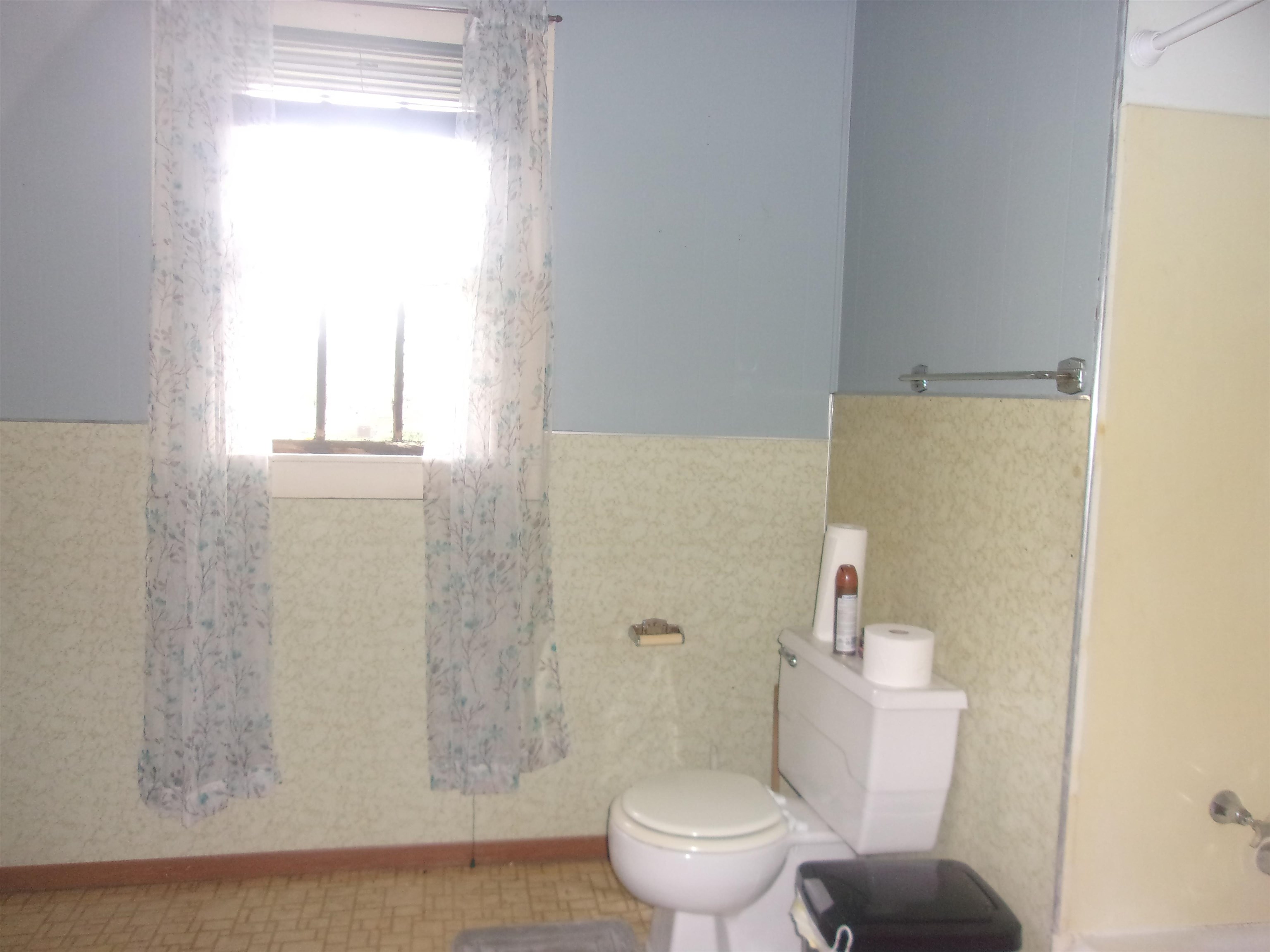 309 W Ollie Property Photo 9