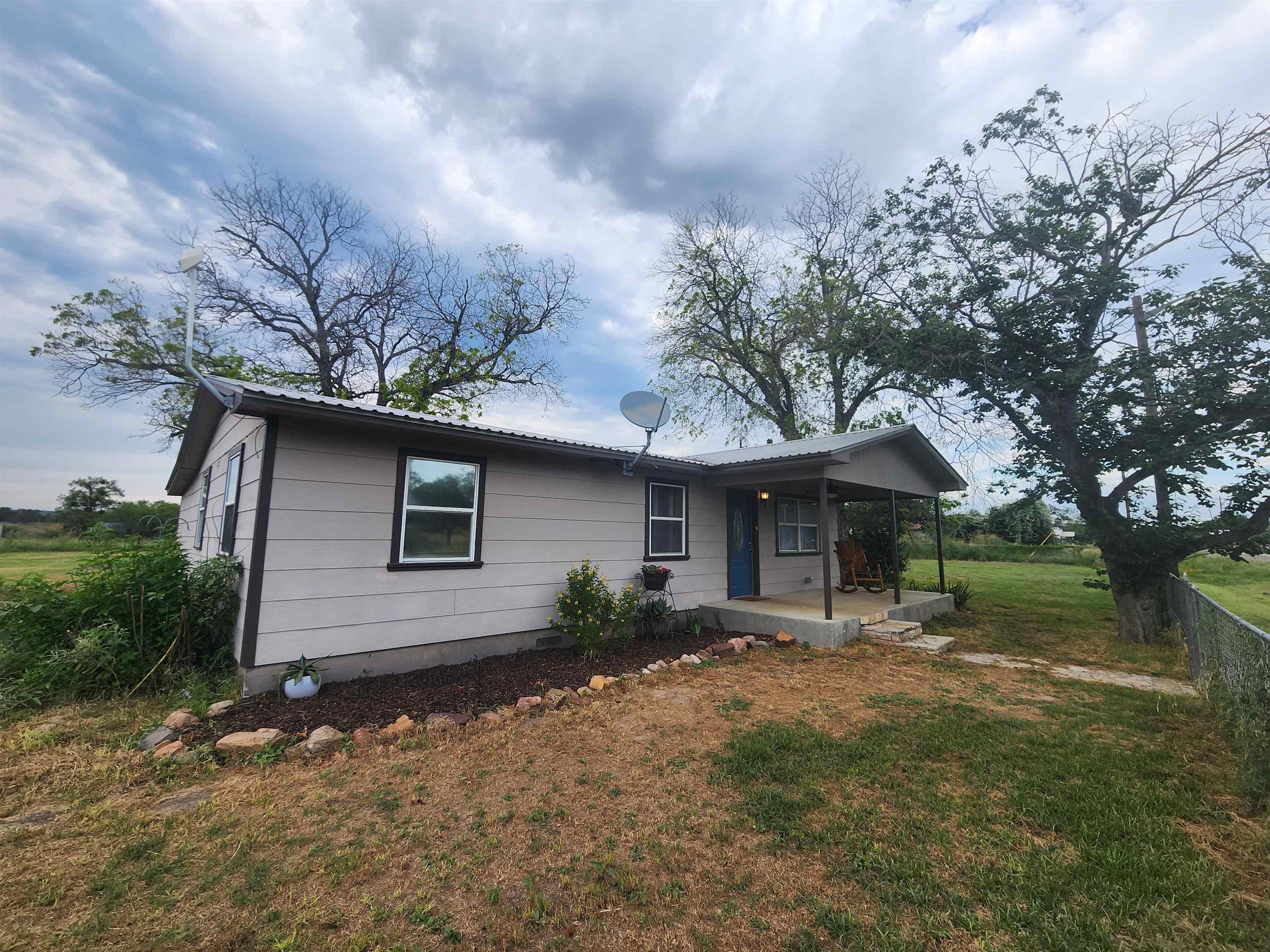624 Cr 408d Property Photo 2
