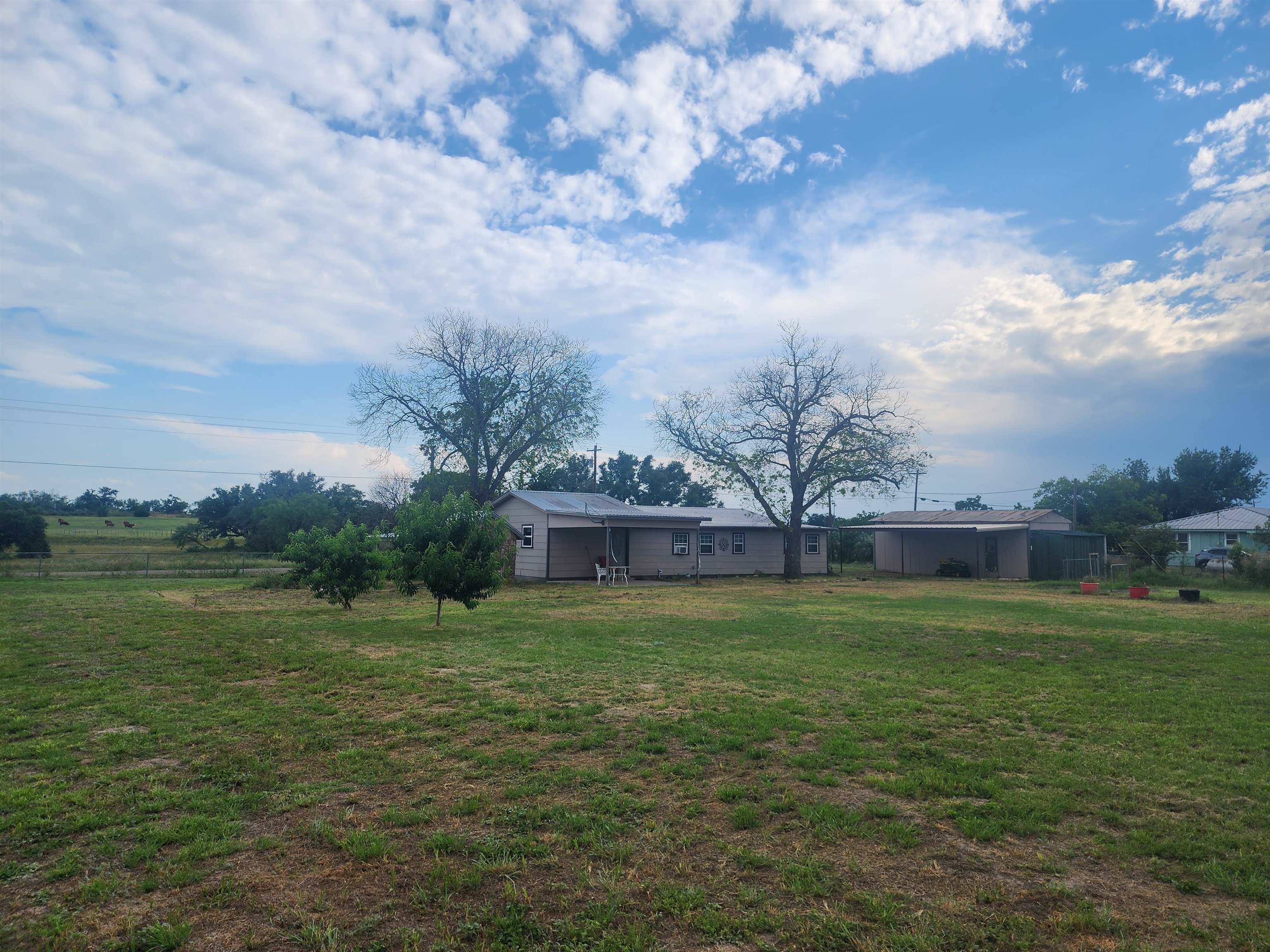 624 Cr 408d Property Photo 4