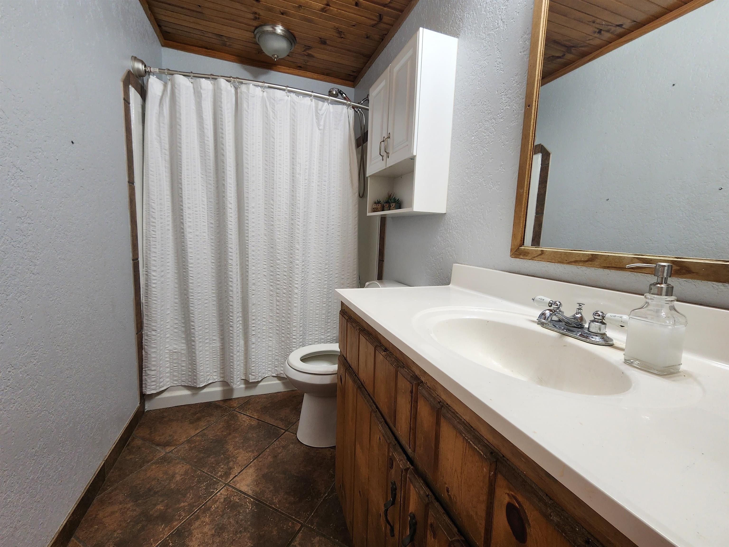 624 Cr 408d Property Photo 15