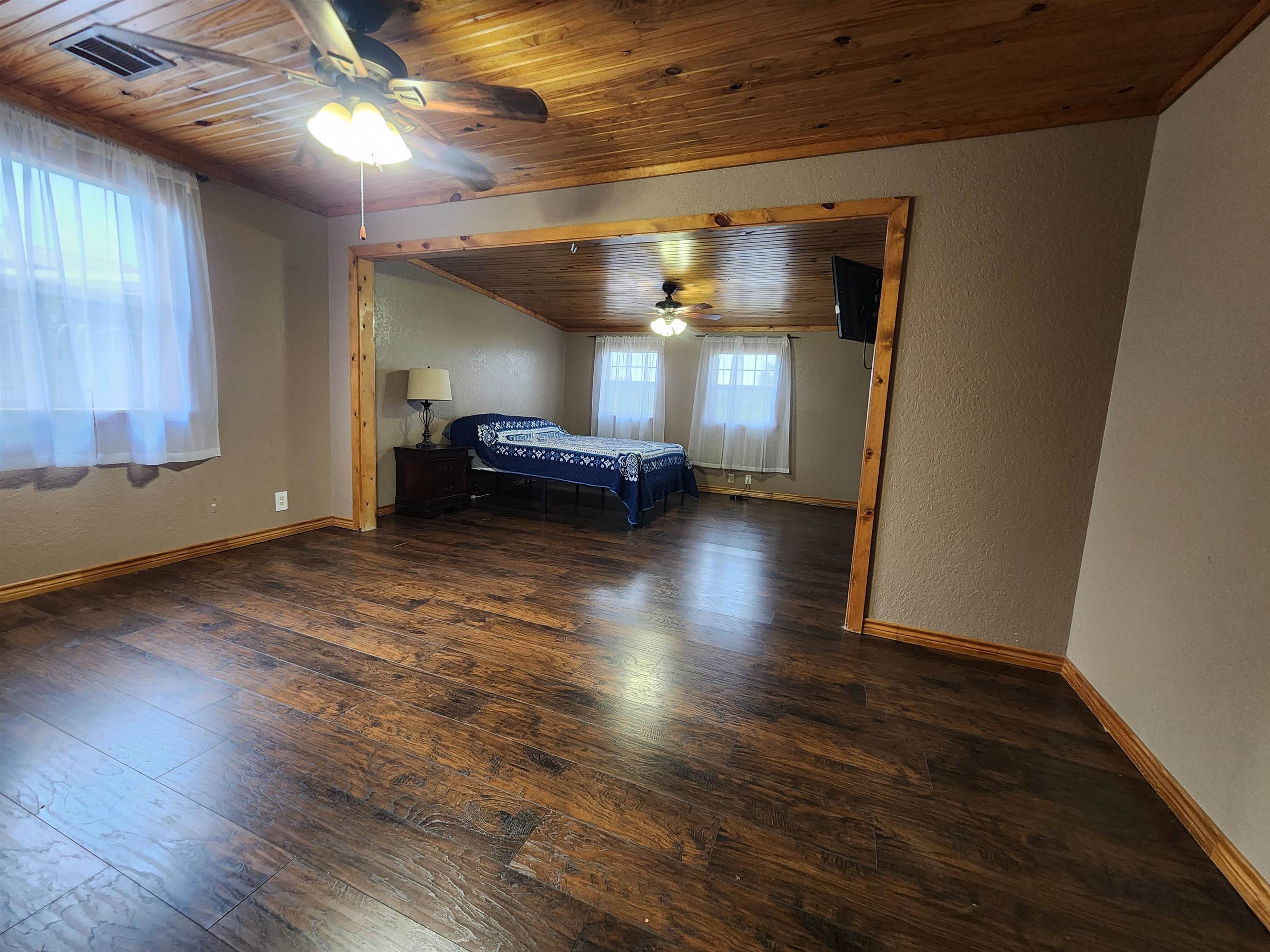 624 Cr 408d Property Photo 17