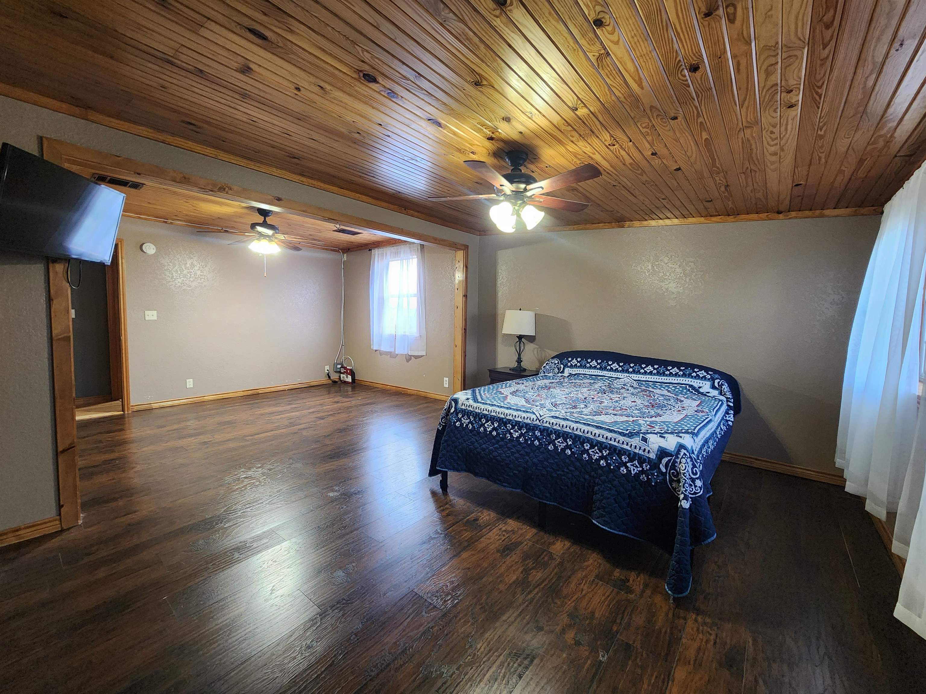 624 Cr 408d Property Photo 19