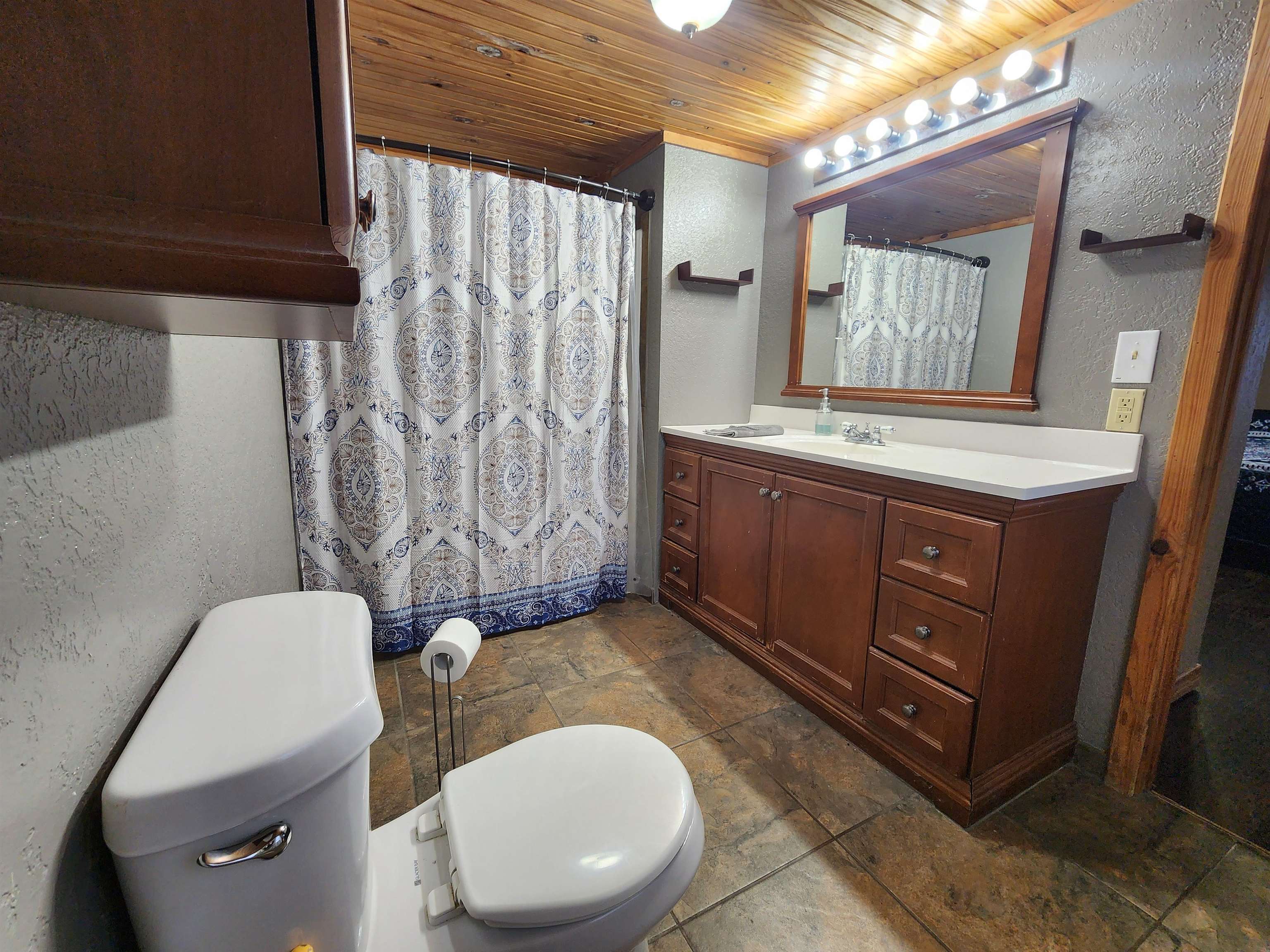 624 Cr 408d Property Photo 20