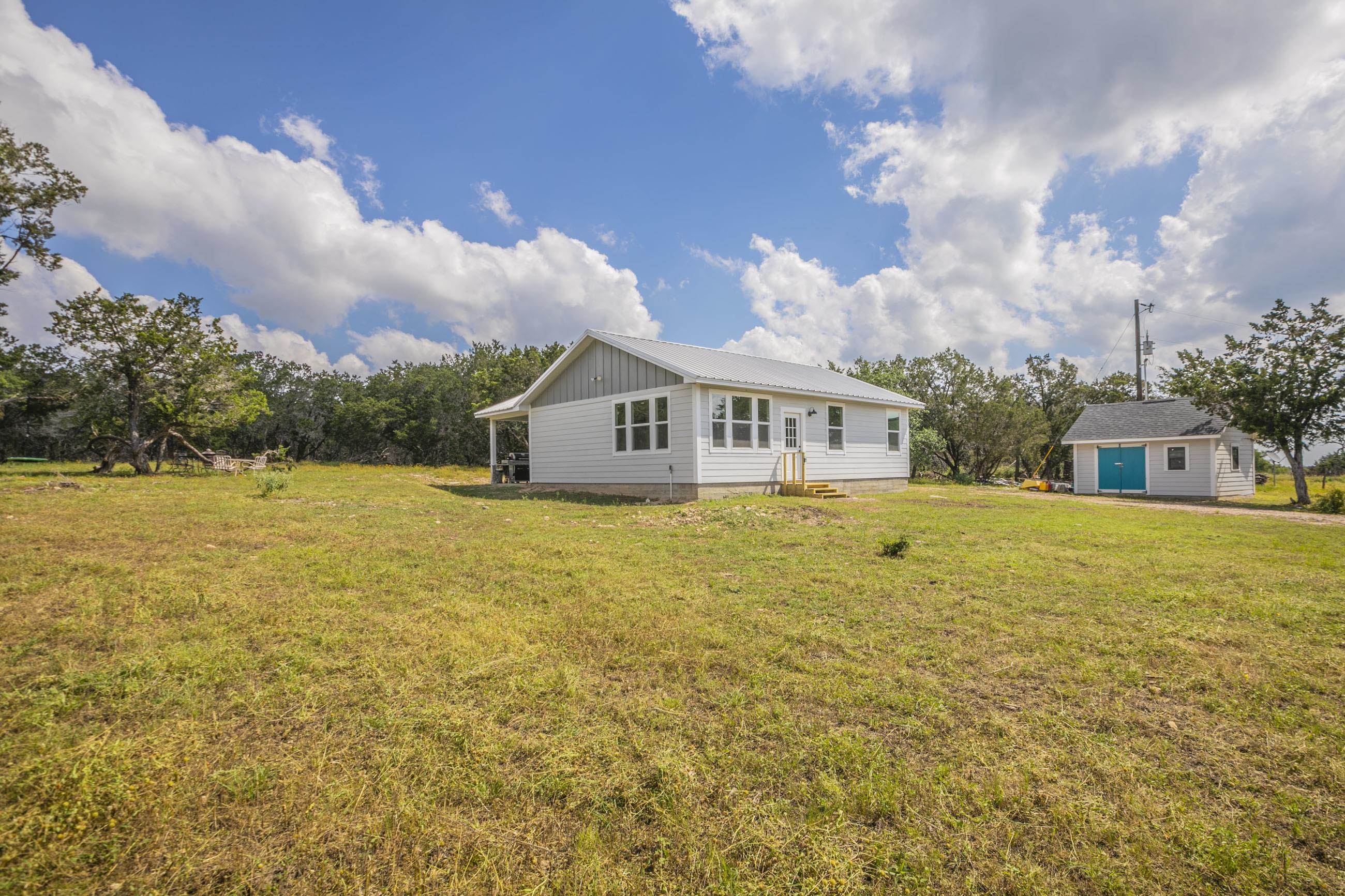 136 Jackie Lane Property Photo 1