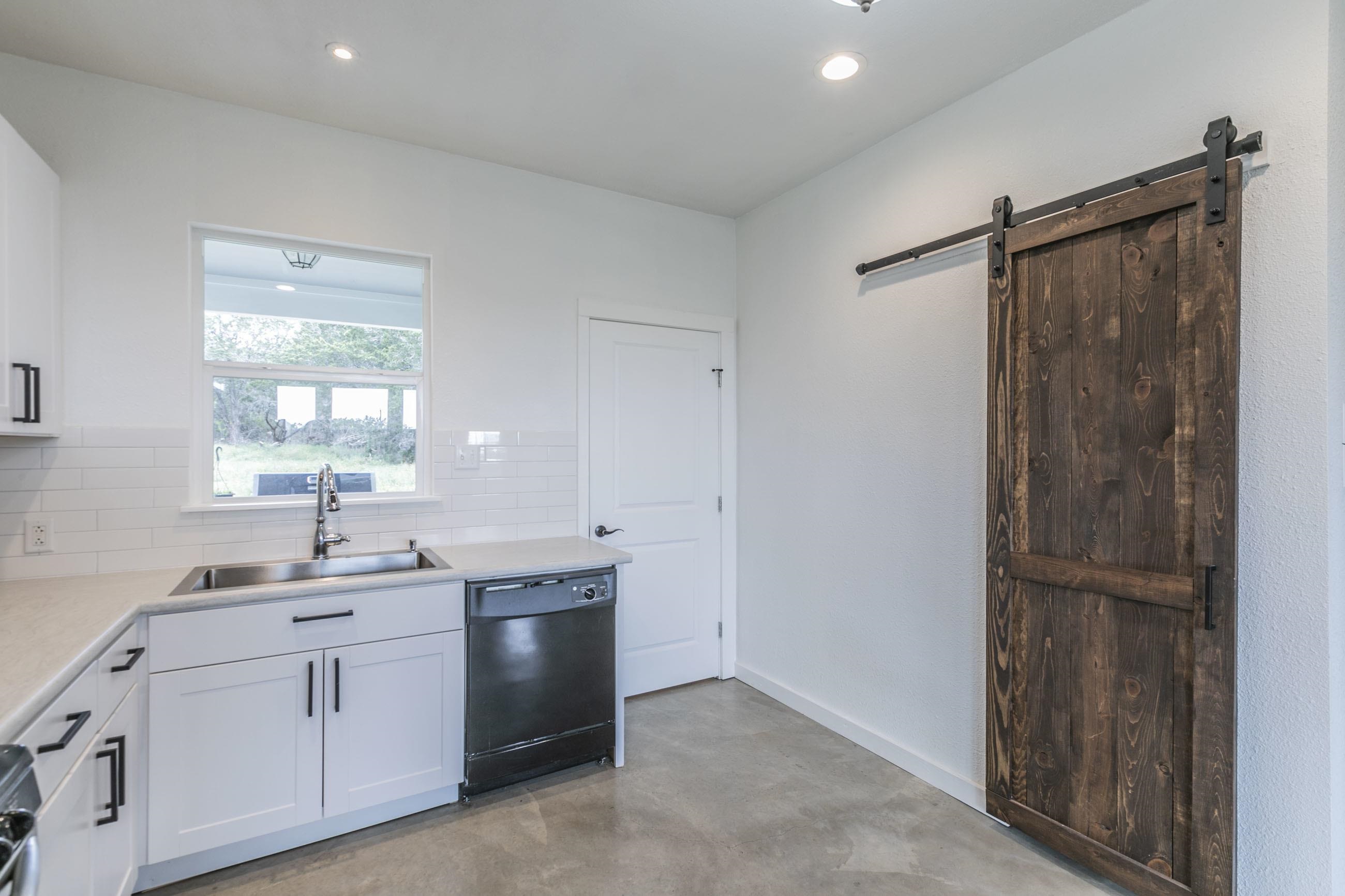 136 Jackie Lane Property Photo 13