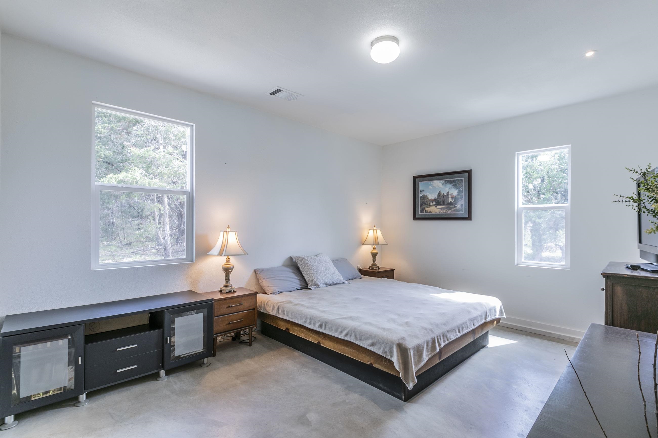 136 Jackie Lane Property Photo 16