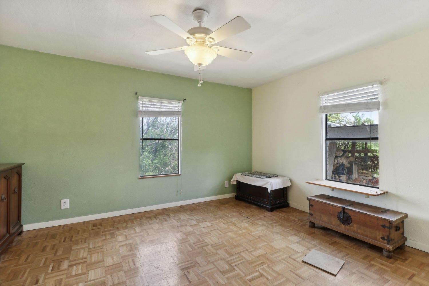 193 Royal Oaks Loop Property Photo 10