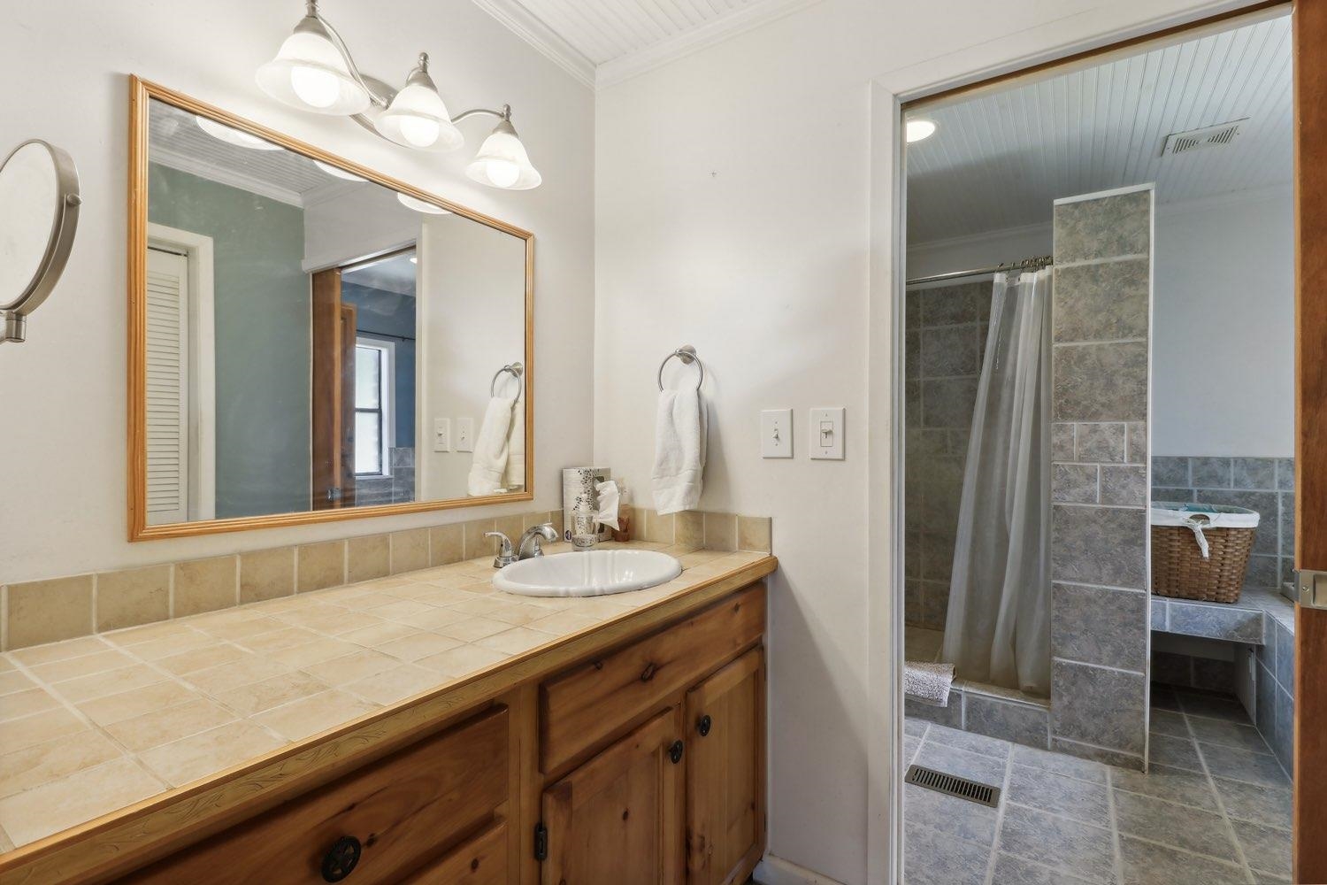 193 Royal Oaks Loop Property Photo 28