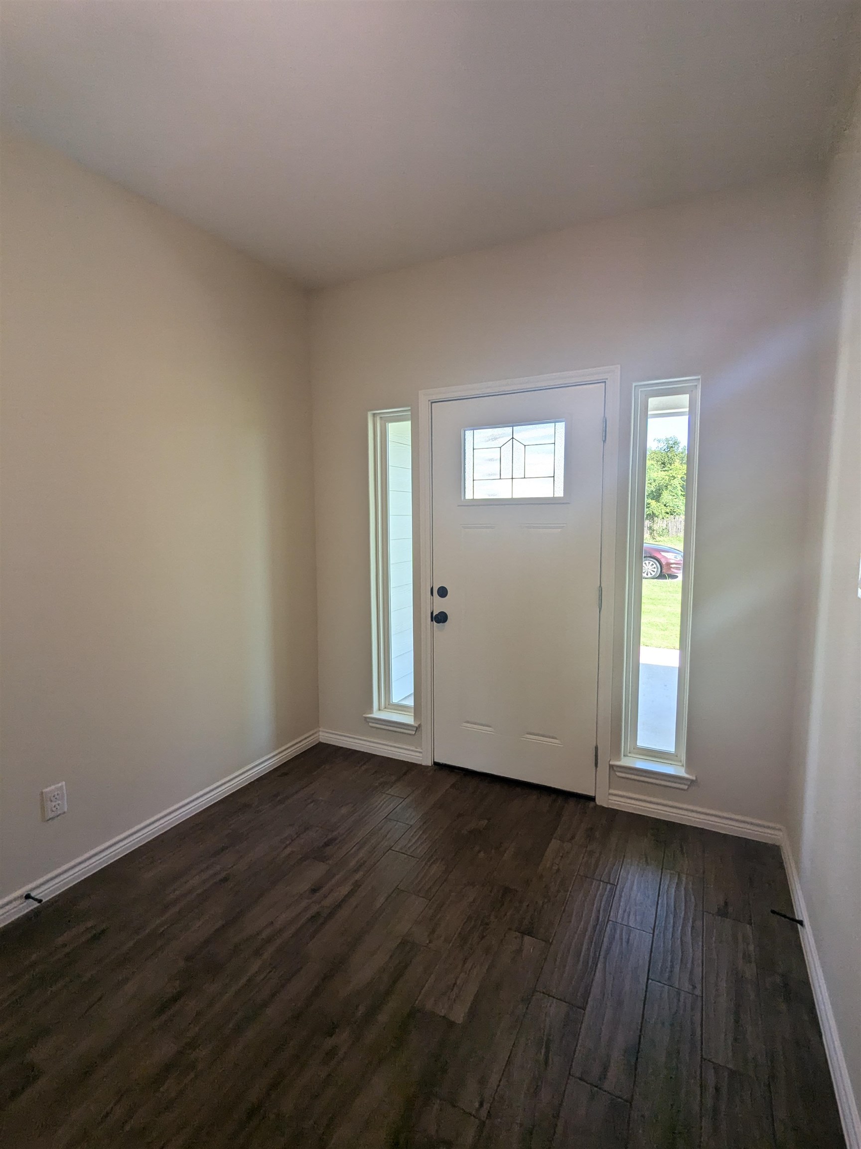 1708 E Ave G Property Photo 4