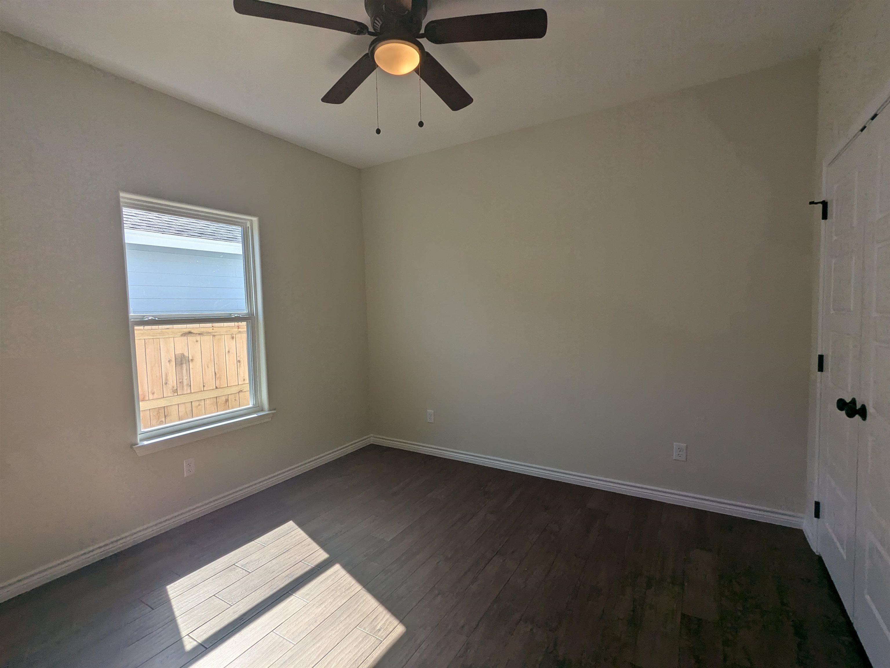 1708 E Ave G Property Photo 8