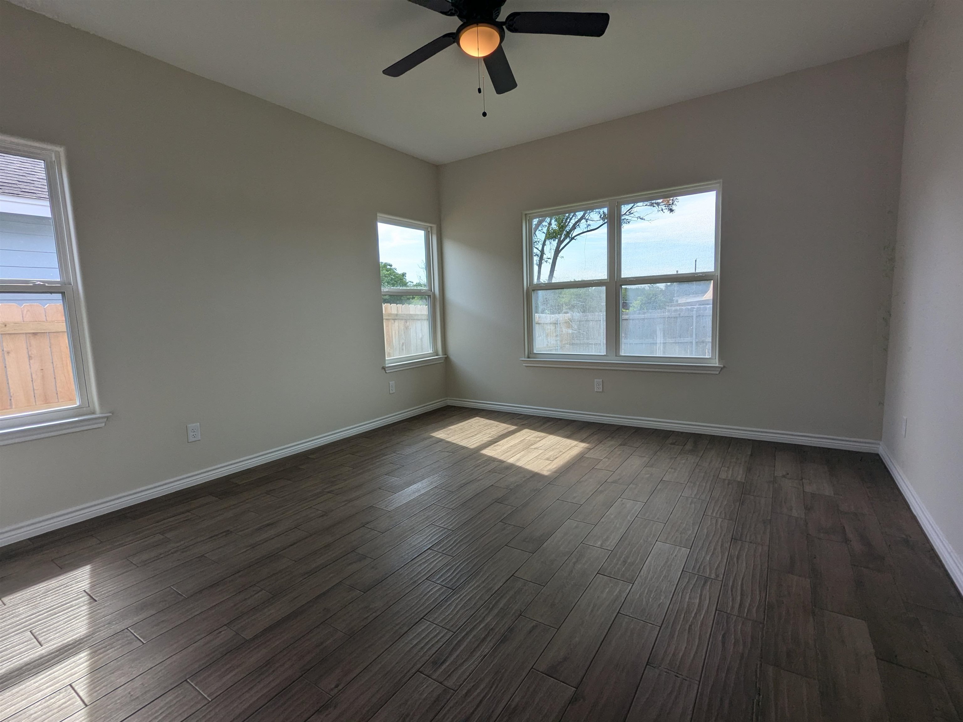 1708 E Ave G Property Photo 15