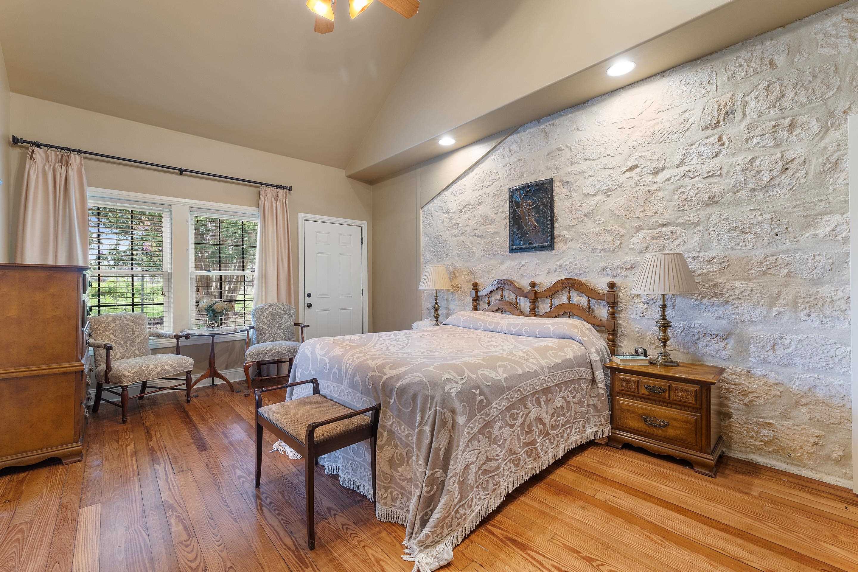 544 Alfred Henke Road Property Photo 10