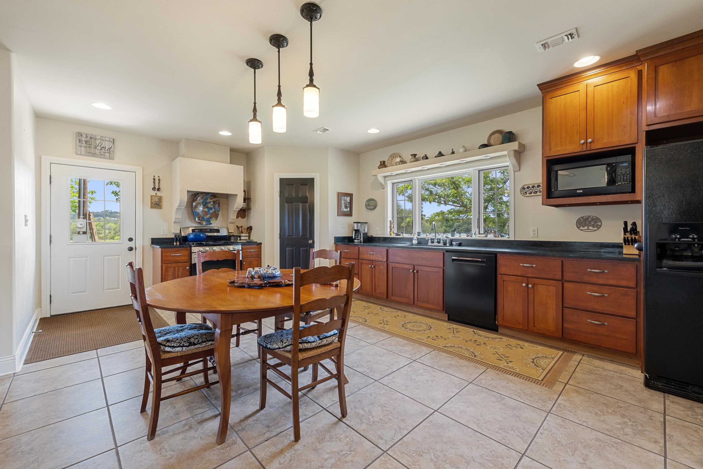 544 Alfred Henke Road Property Photo 17