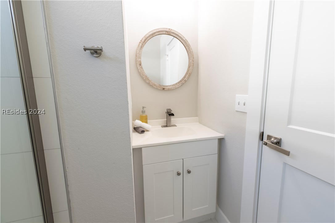 227 University Parkway Property Photo 14