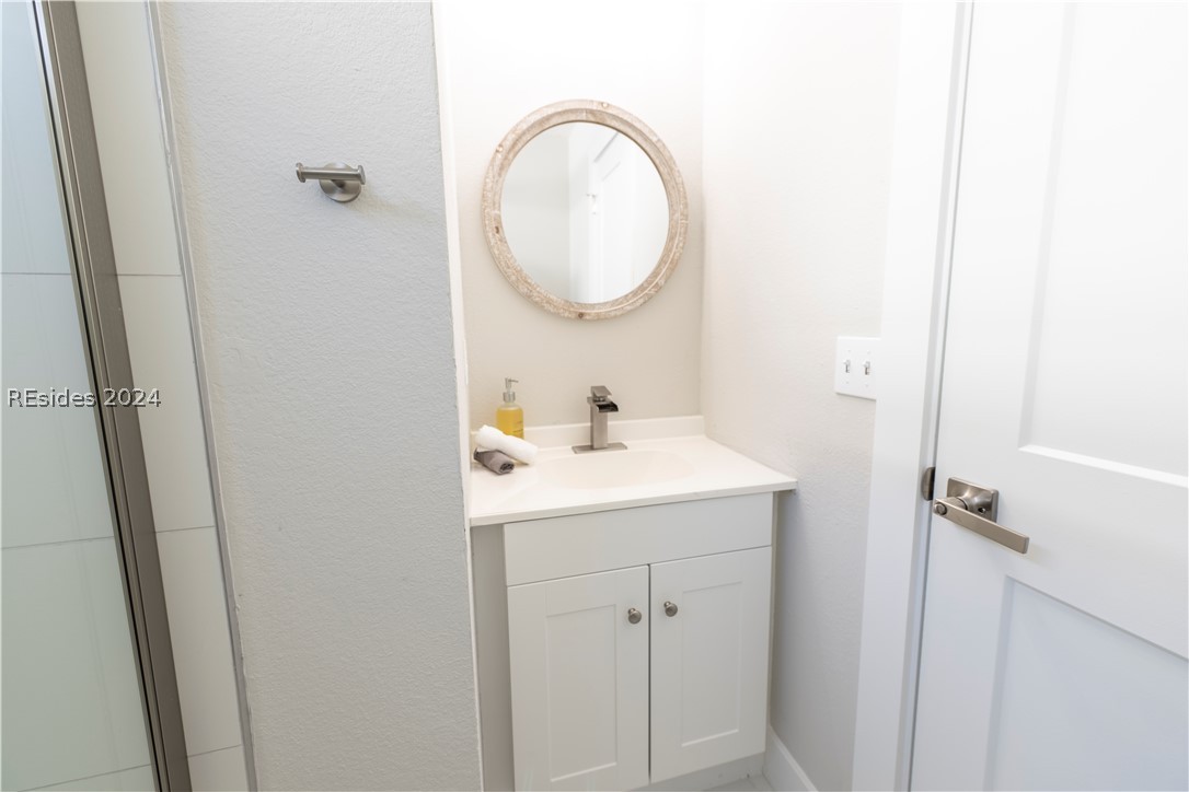 227 University Parkway Property Photo 15