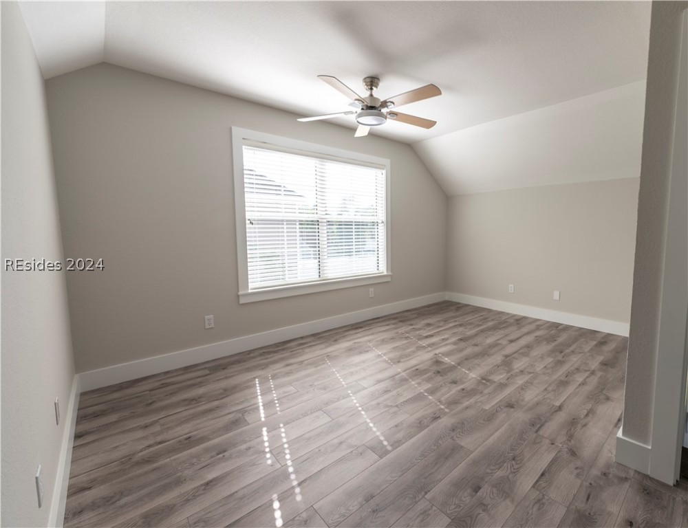 227 University Parkway Property Photo 22