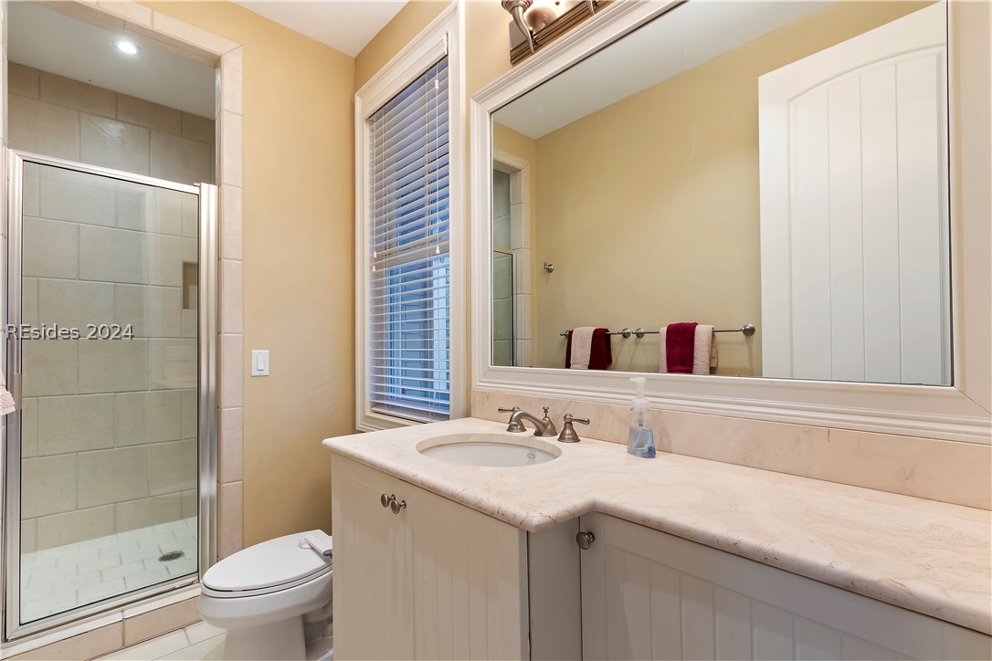 3 Armada Property Photo 8