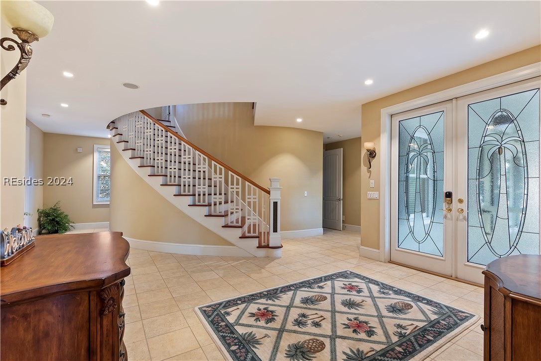 3 Armada Property Photo 11