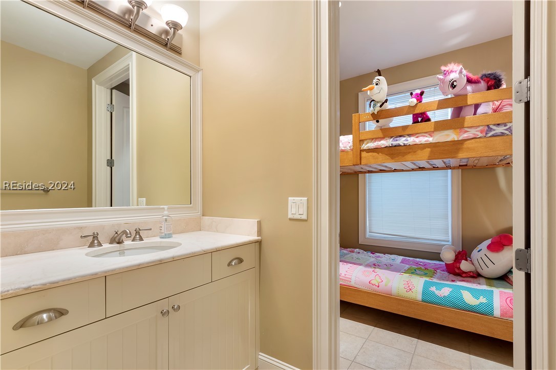 3 Armada Property Photo 15