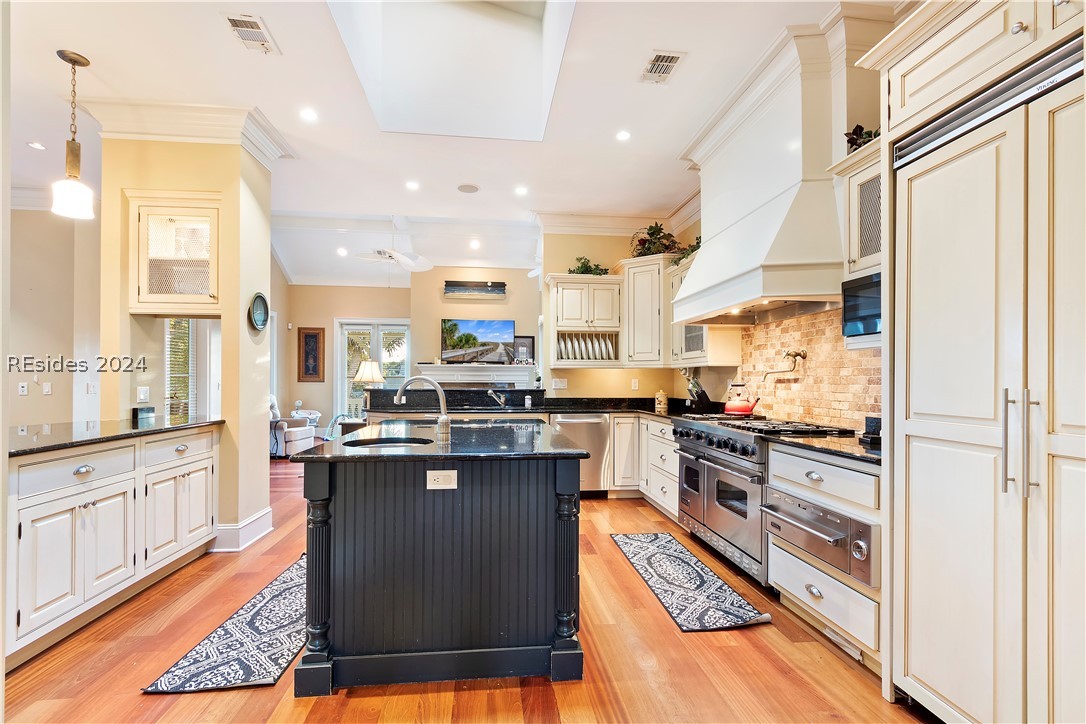 3 Armada Property Photo 27