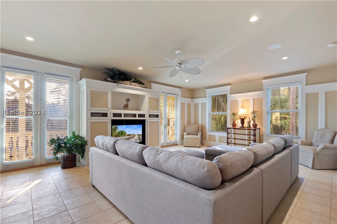 3 Armada Property Photo 44