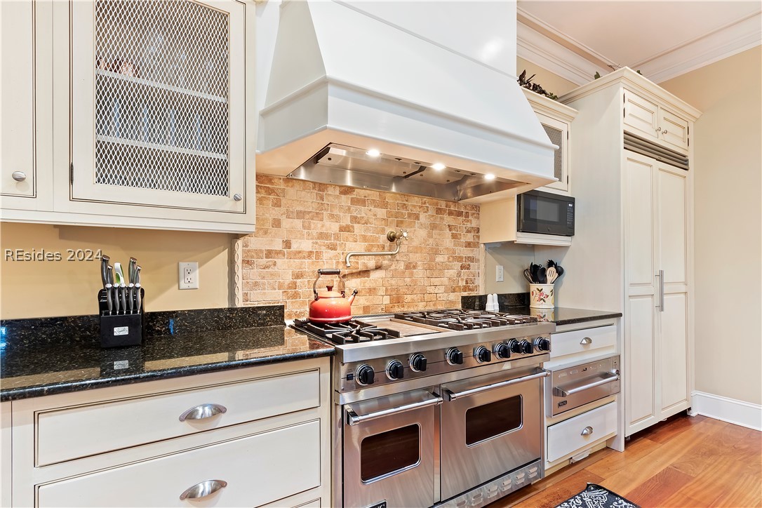 3 Armada Property Photo 46
