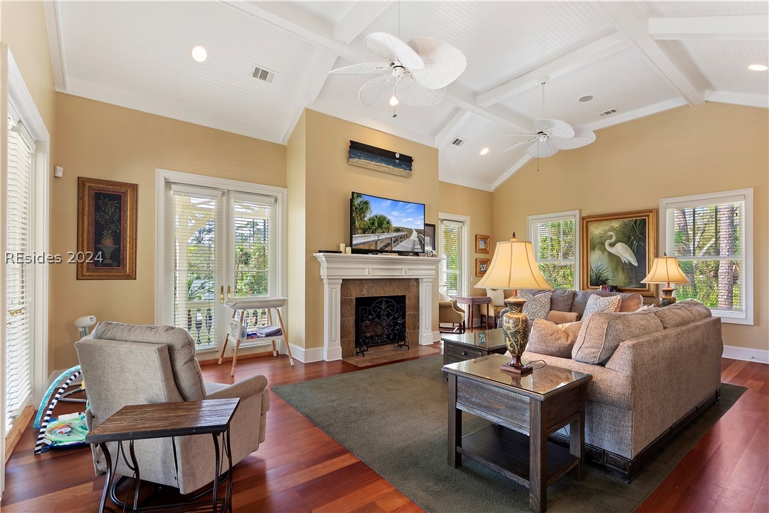 3 Armada Property Photo 52
