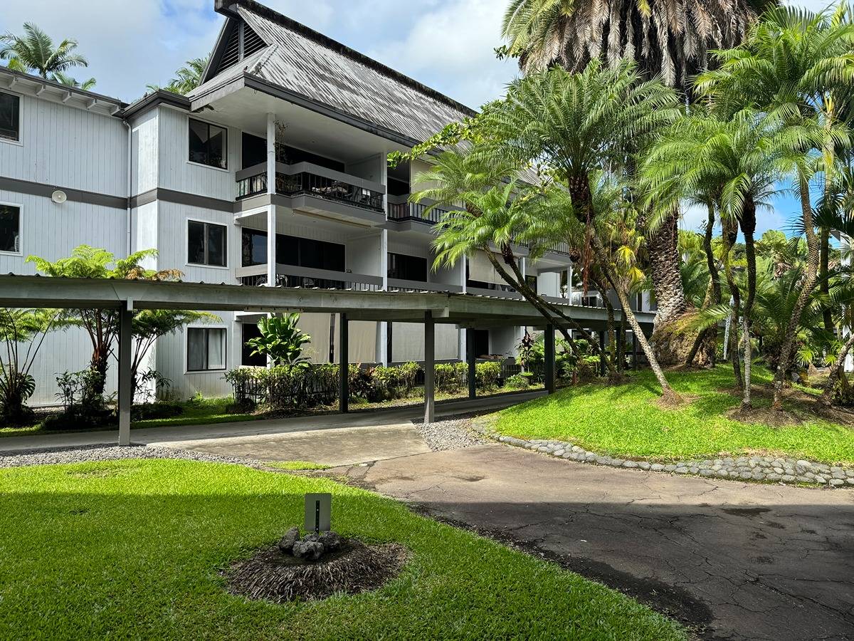 Waiakea Real Estate Listings Main Image