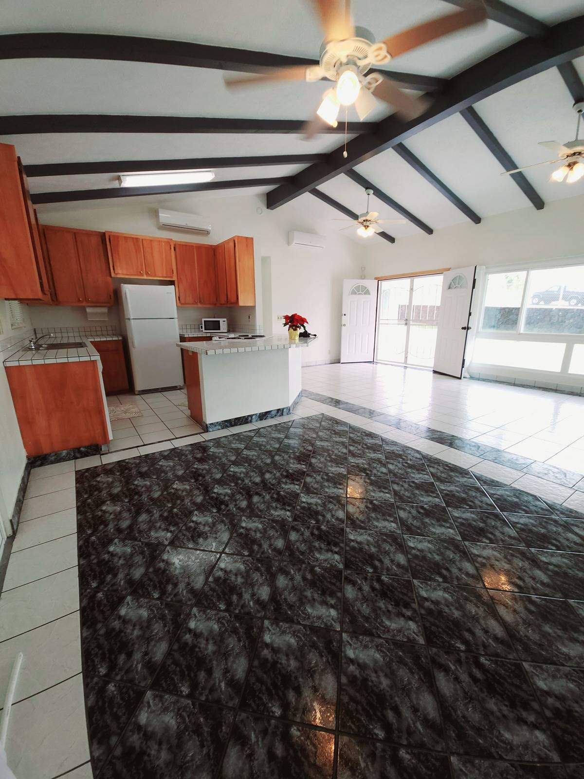 109 Kapili Ave Property Photo 1