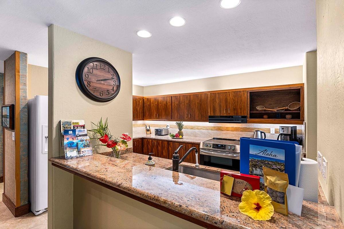 78-261 Manukai St Property Photo 1