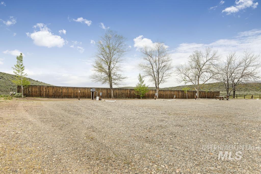 768 Cottonwood Rd. Property Photo 44